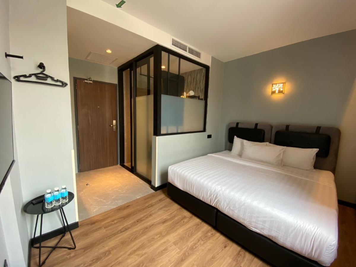 The Seraya Hotel コタキナバル エクステリア 写真