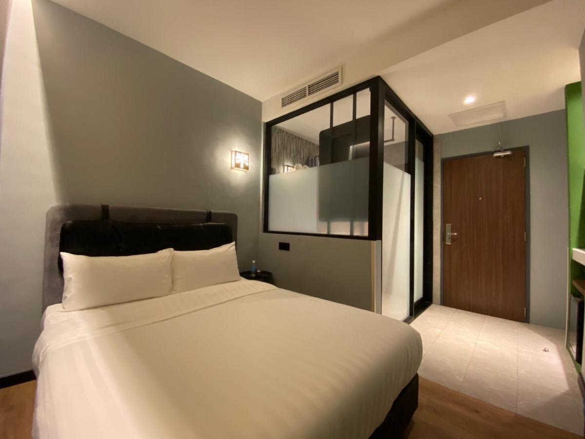 The Seraya Hotel コタキナバル エクステリア 写真